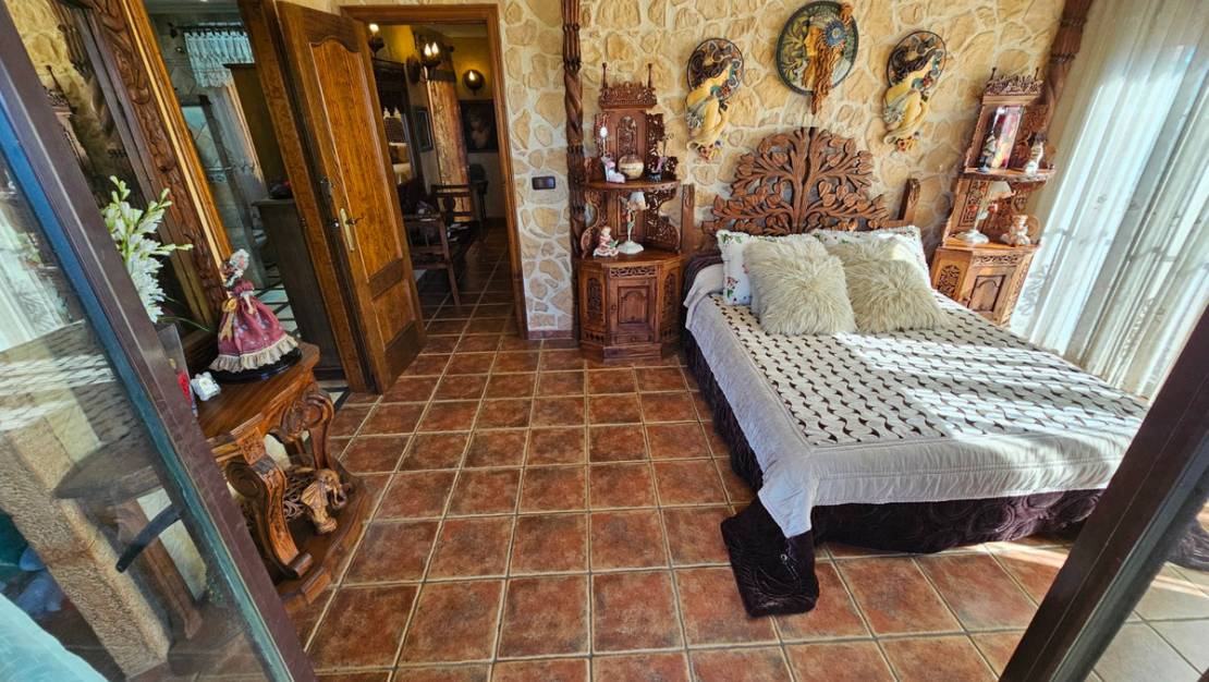 Sale - Villa - Daya Nueva - Daya Nueva Centro