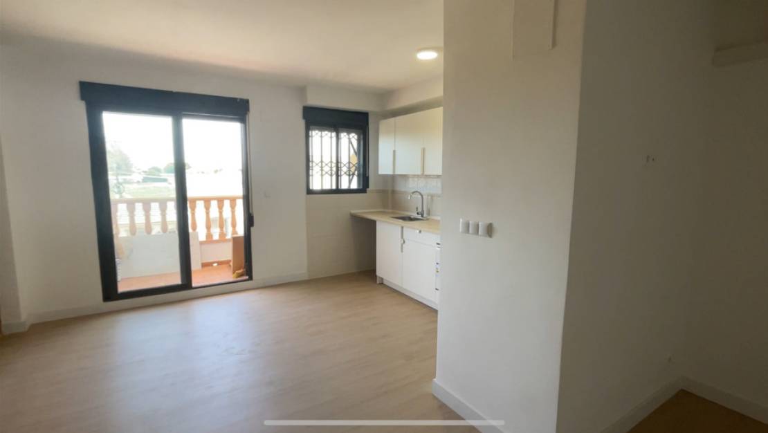 Sale - Villa - Daya Nueva - Daya Nueva Centro