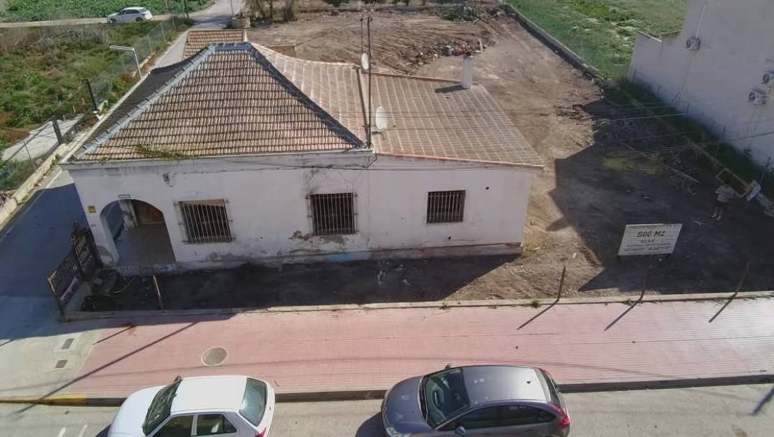 Sale - Villa - Daya Nueva - Daya Nueva Centro