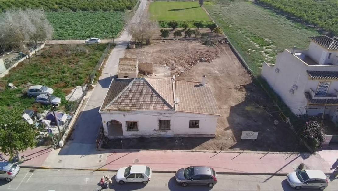 Sale - Villa - Daya Nueva - Daya Nueva Centro