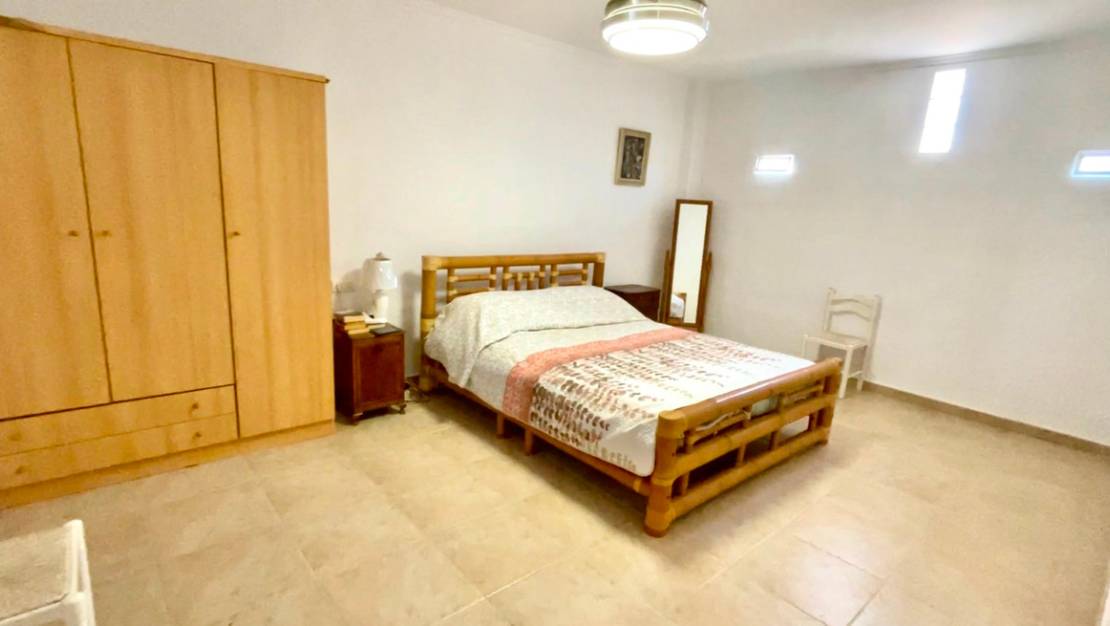 Sale - Villa - Daya Nueva - Daya Nueva Centro