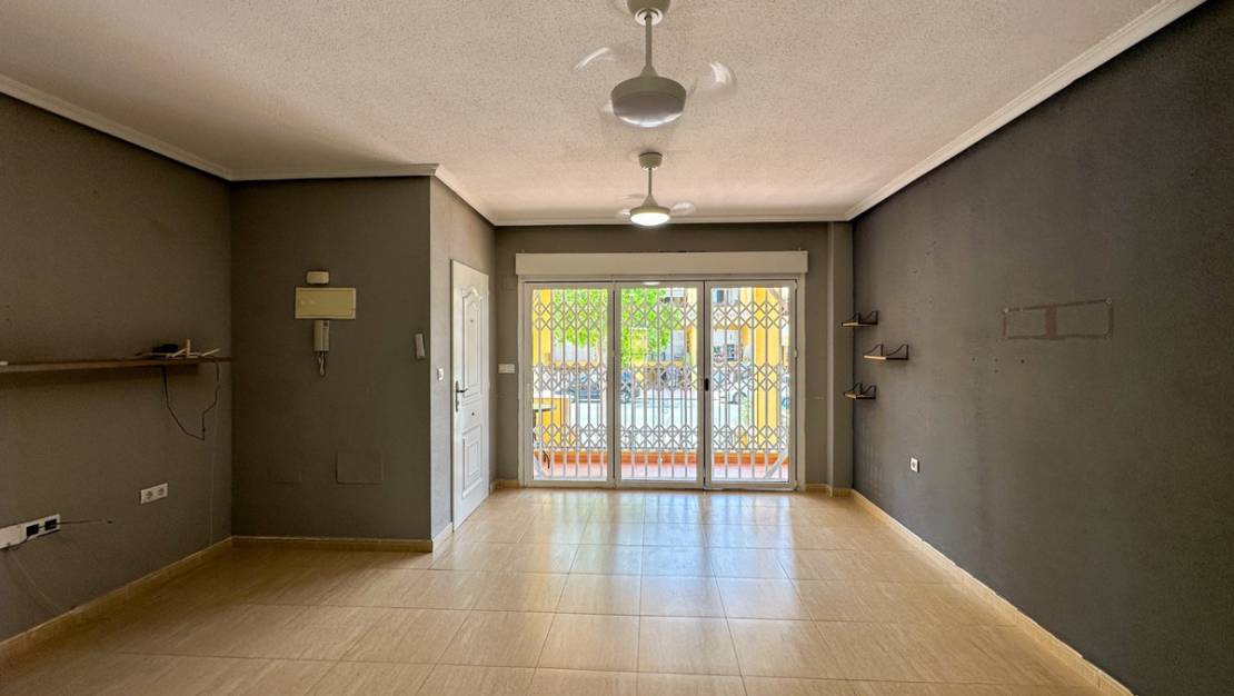 Sale - Villa - Daya Nueva - Daya Nueva Centro