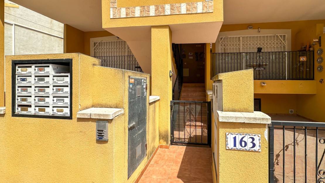 Sale - Villa - Daya Nueva - Daya Nueva Centro