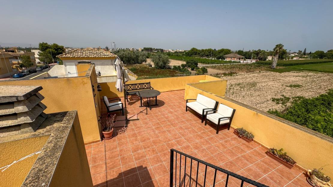 Sale - Villa - Daya Nueva - Daya Nueva Centro