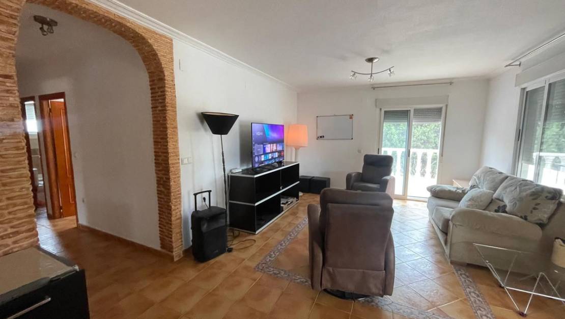 Sale - Villa - Daya Vieja - Daya Vieja Centro