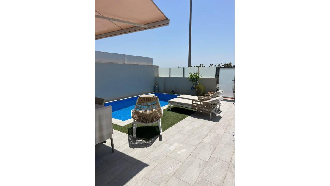 Sale - Villa - Daya Vieja - Daya Vieja Centro