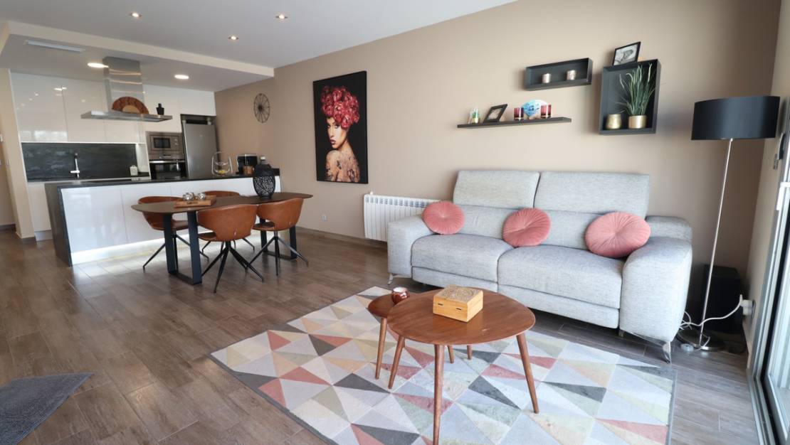 Sale - Villa - Daya Vieja - Daya Vieja Centro