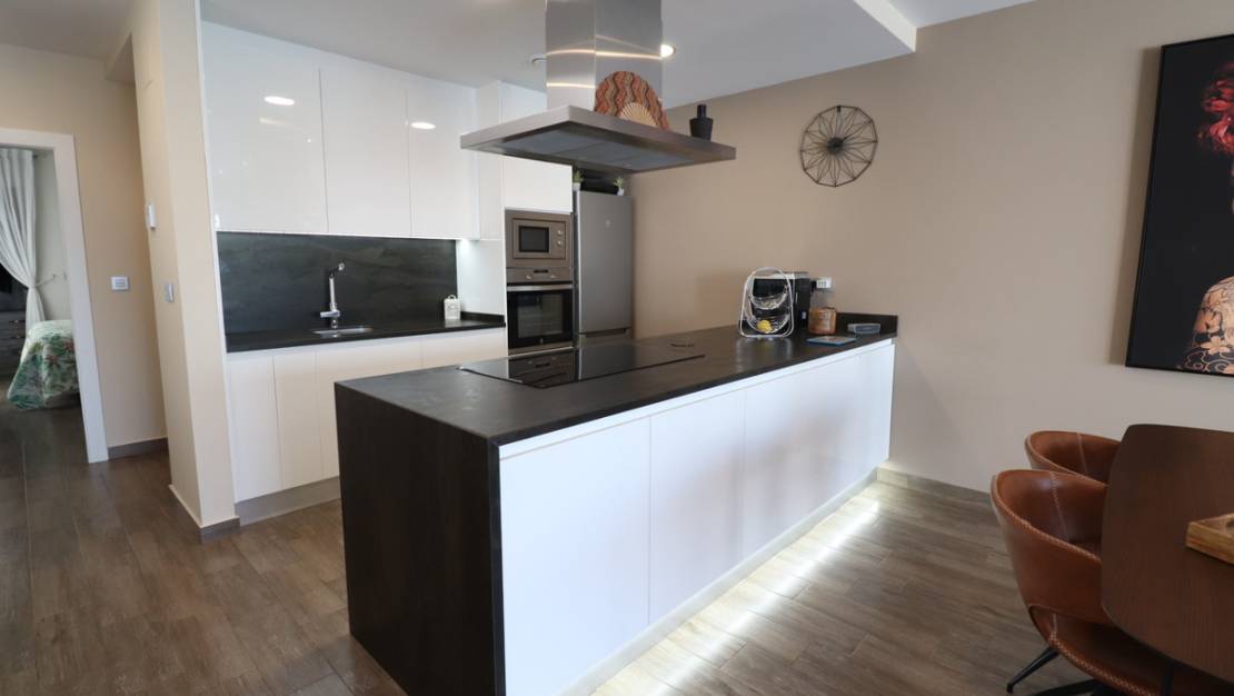 Sale - Villa - Daya Vieja - Daya Vieja Centro