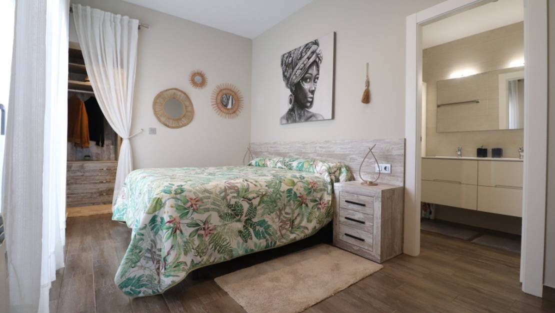 Sale - Villa - Daya Vieja - Daya Vieja Centro