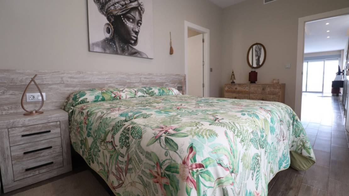 Sale - Villa - Daya Vieja - Daya Vieja Centro