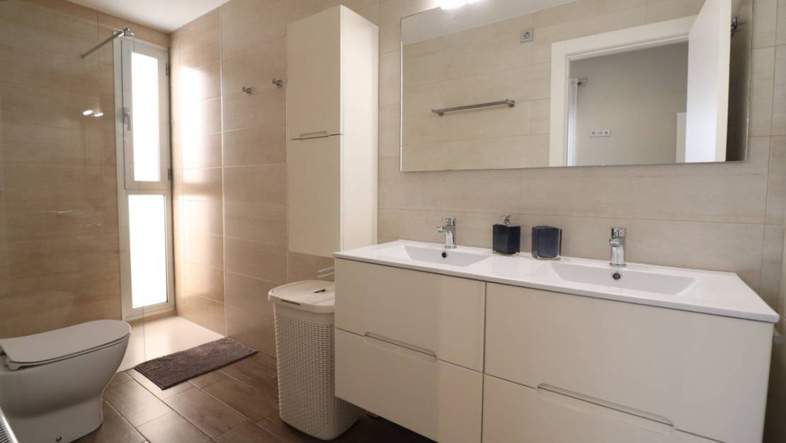 Sale - Villa - Daya Vieja - Daya Vieja Centro