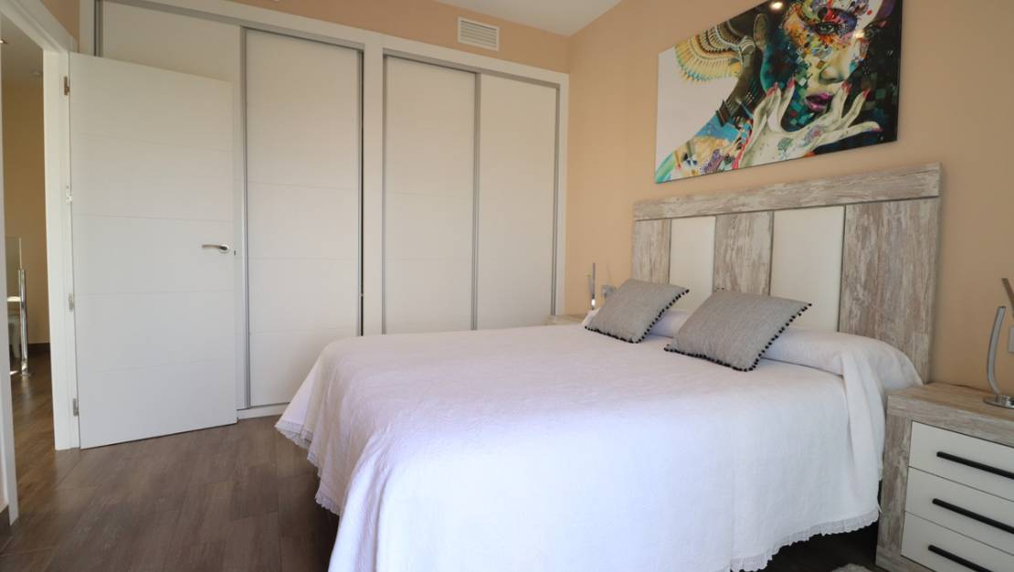 Sale - Villa - Daya Vieja - Daya Vieja Centro