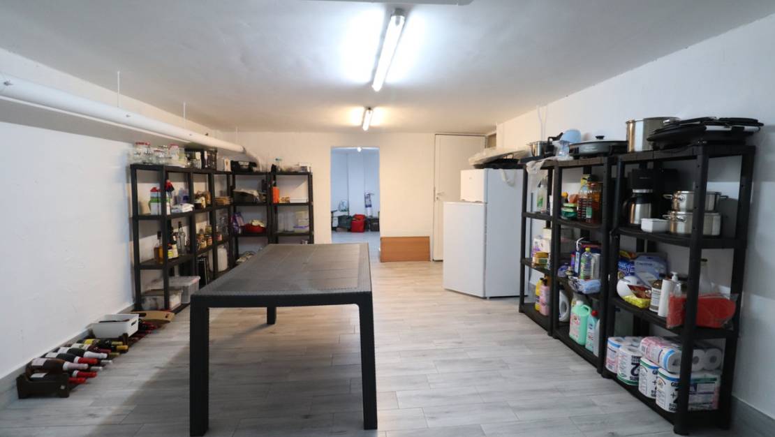 Sale - Villa - Daya Vieja - Daya Vieja Centro