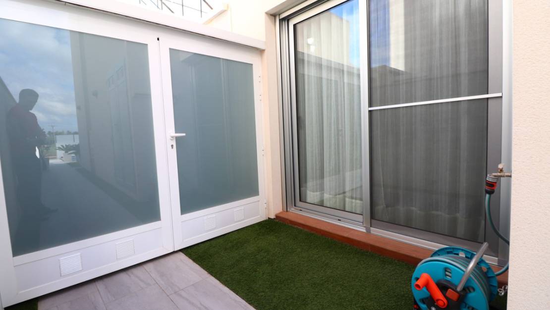 Sale - Villa - Daya Vieja - Daya Vieja Centro