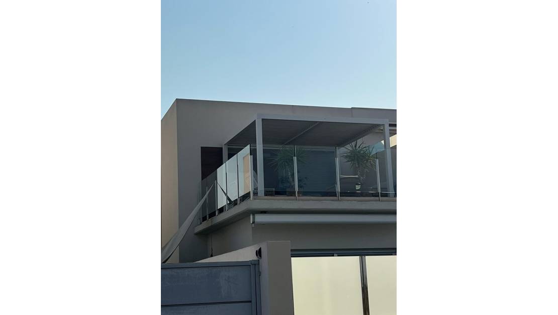 Sale - Villa - Daya Vieja - Daya Vieja Centro