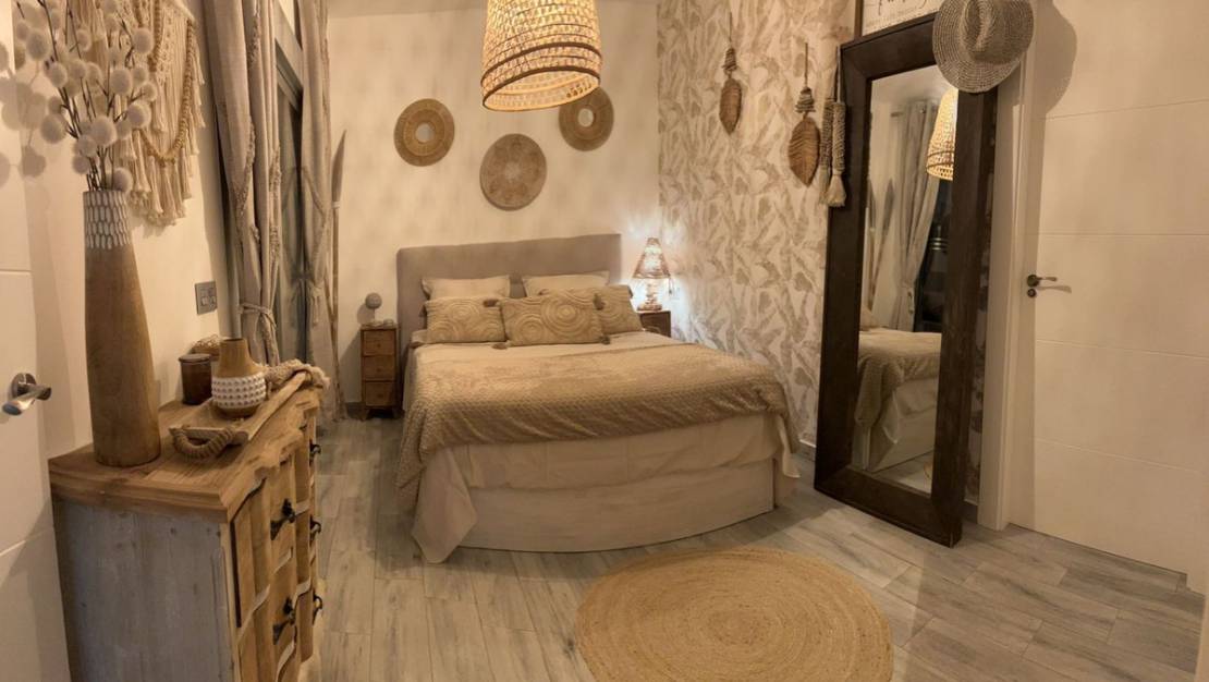 Sale - Villa - Daya Vieja - Daya Vieja Centro