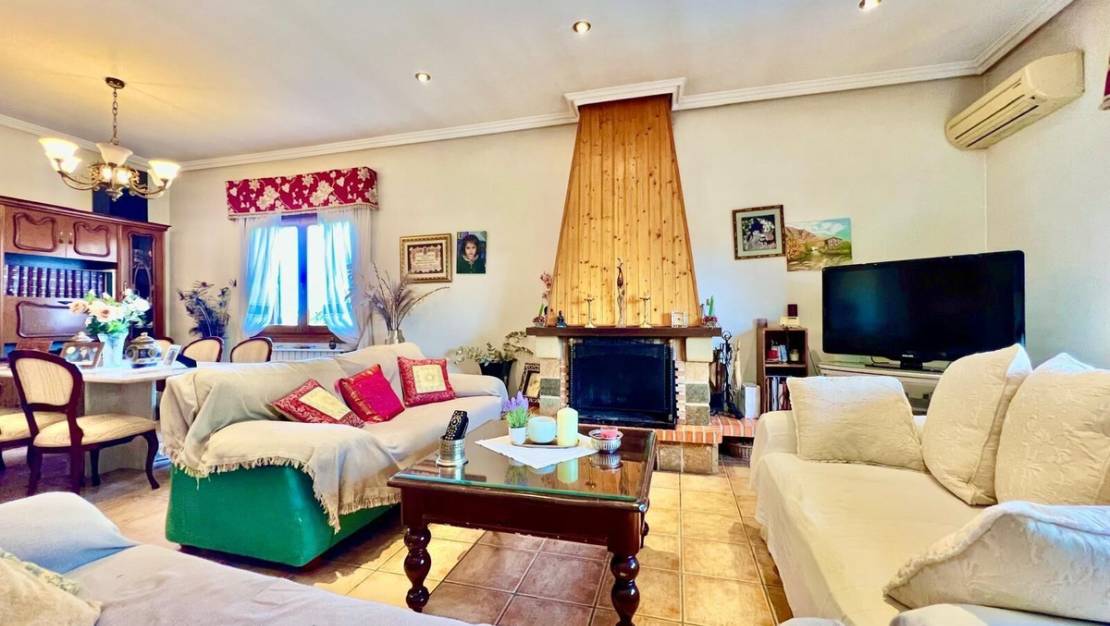 Sale - Villa - Daya Vieja