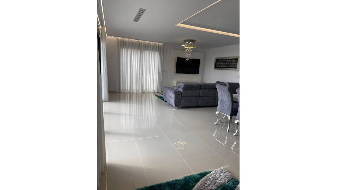 Sale - Villa de Lujo - San Miguel de Salinas - La Cañada