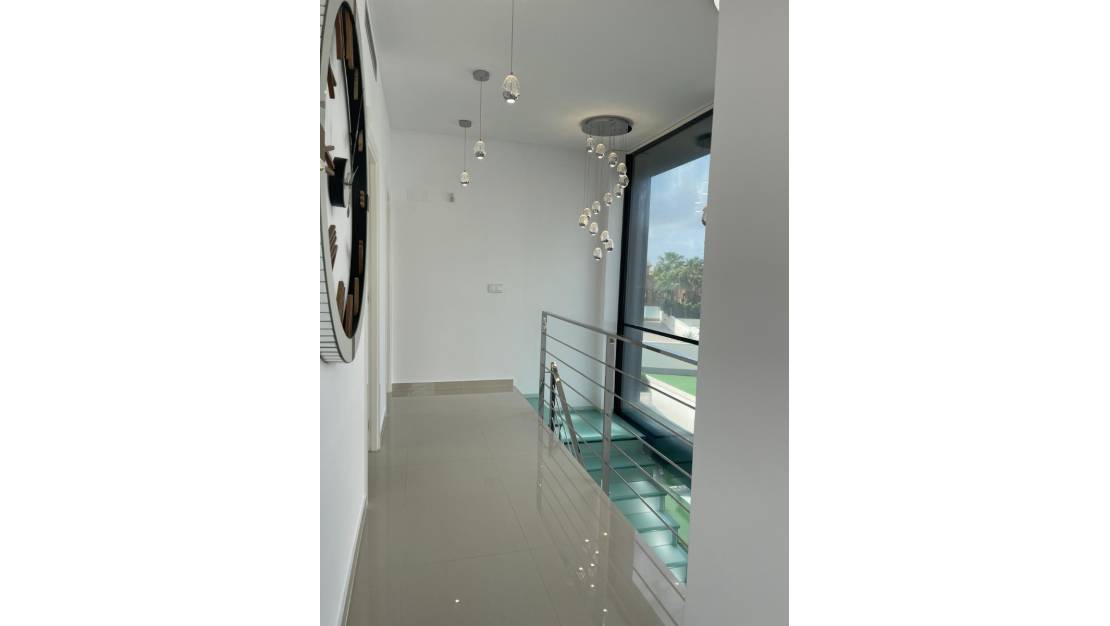 Sale - Villa de Lujo - San Miguel de Salinas - La Cañada