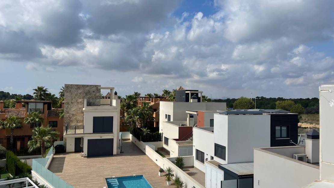 Sale - Villa de Lujo - San Miguel de Salinas - La Cañada