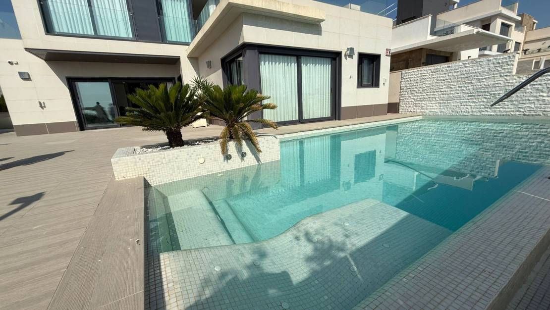 Sale - Villa de Lujo - San Miguel de Salinas - La Cañada