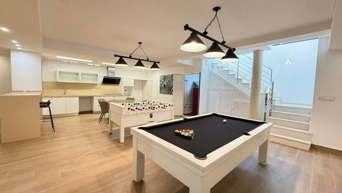 Sale - Villa de Lujo - San Miguel de Salinas - La Cañada