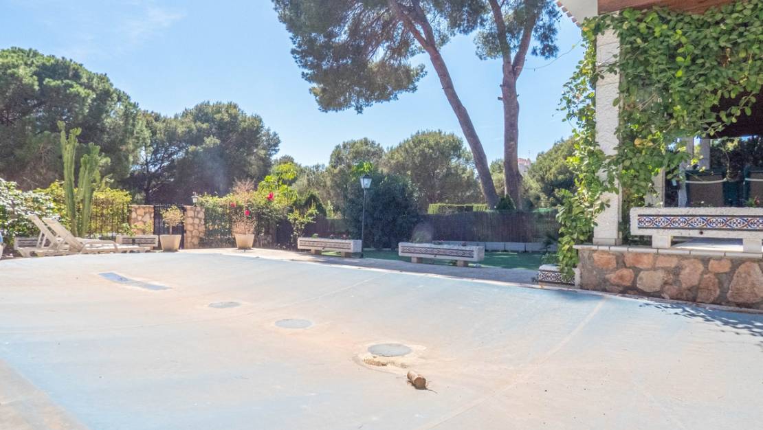 Sale - Villa - Dehesa de Campoamor
