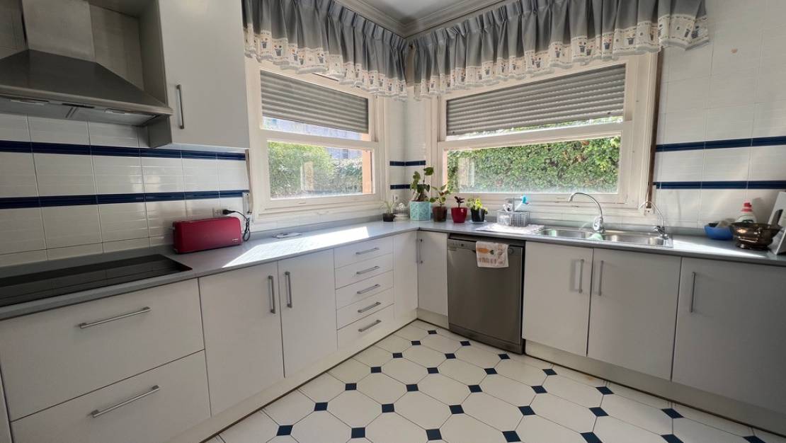 Sale - Villa - Denia - Denia Centro