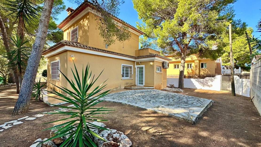 Sale - Villa - Denia - Denia Centro