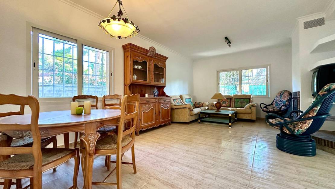 Sale - Villa - Denia - Denia Centro