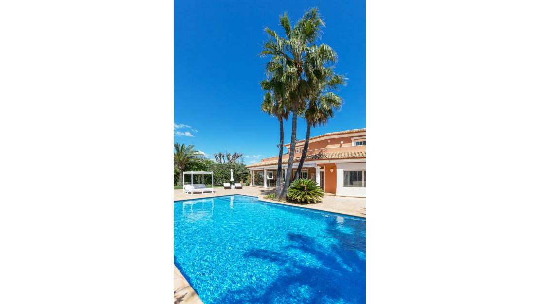 Sale - Villa - Denia - Denia Centro