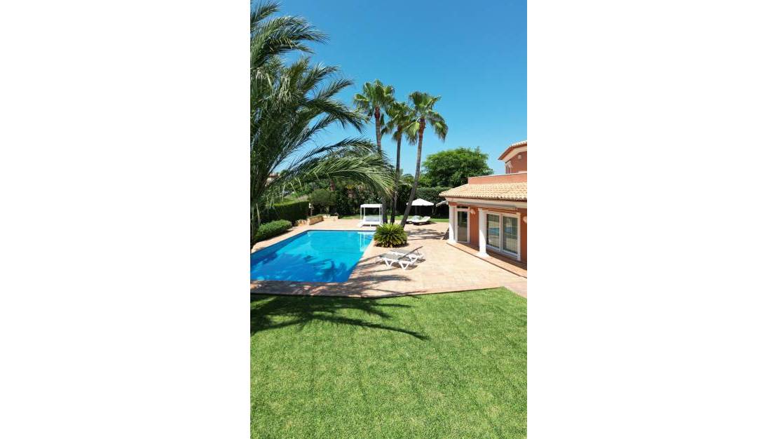 Sale - Villa - Denia - Denia Centro