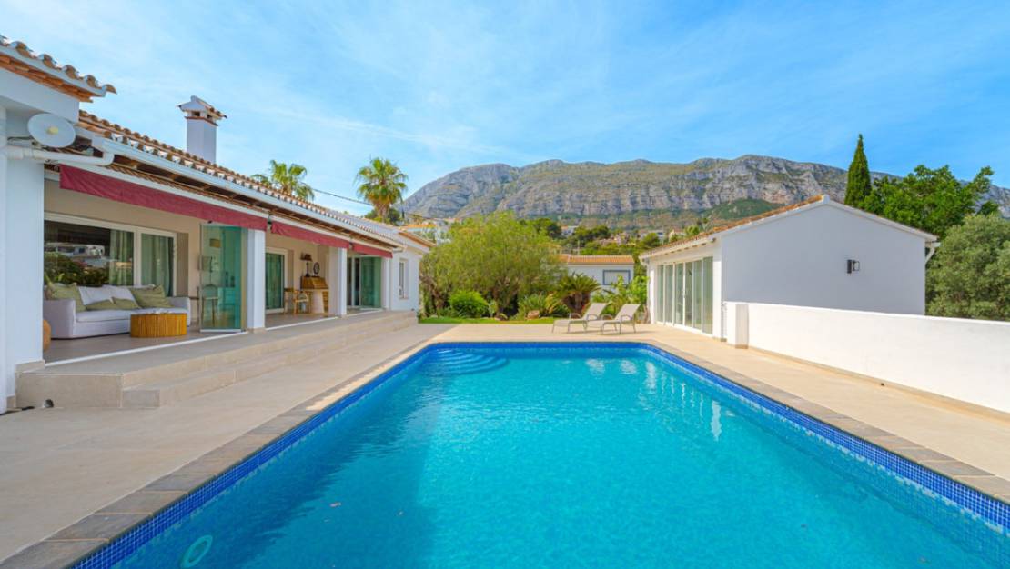 Sale - Villa - Denia - Denia Centro