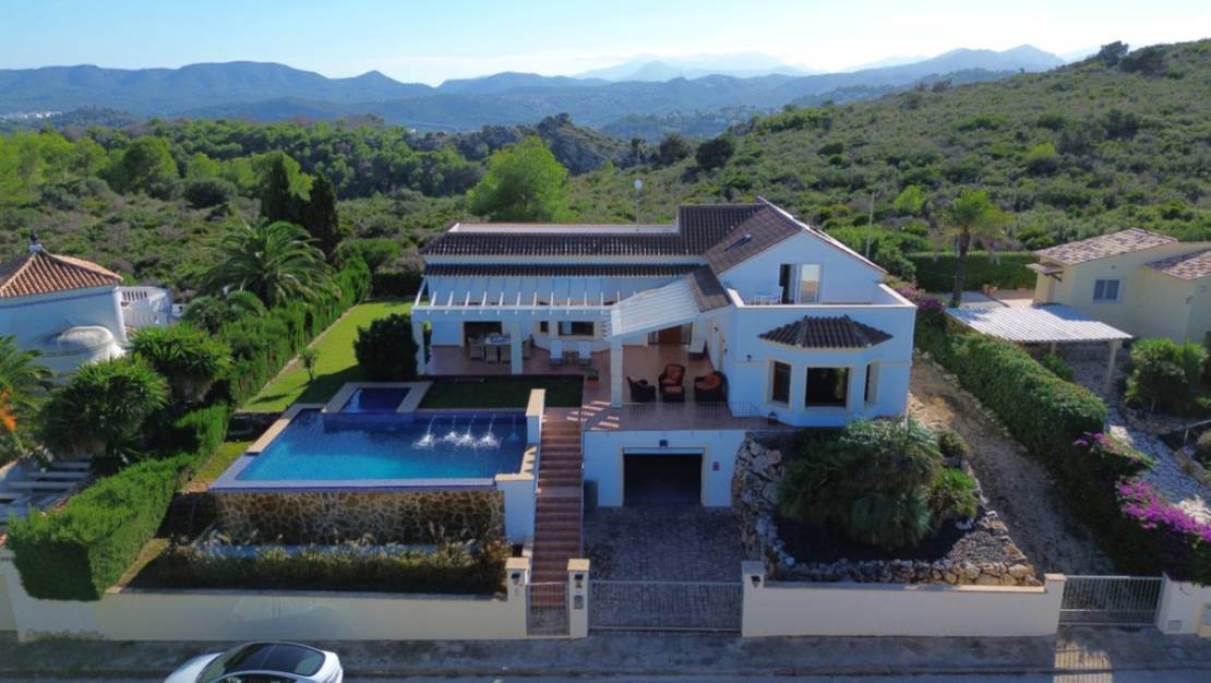 Sale - Villa - Denia - Denia Centro