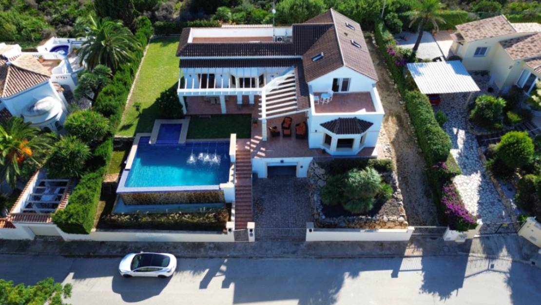 Sale - Villa - Denia - Denia Centro