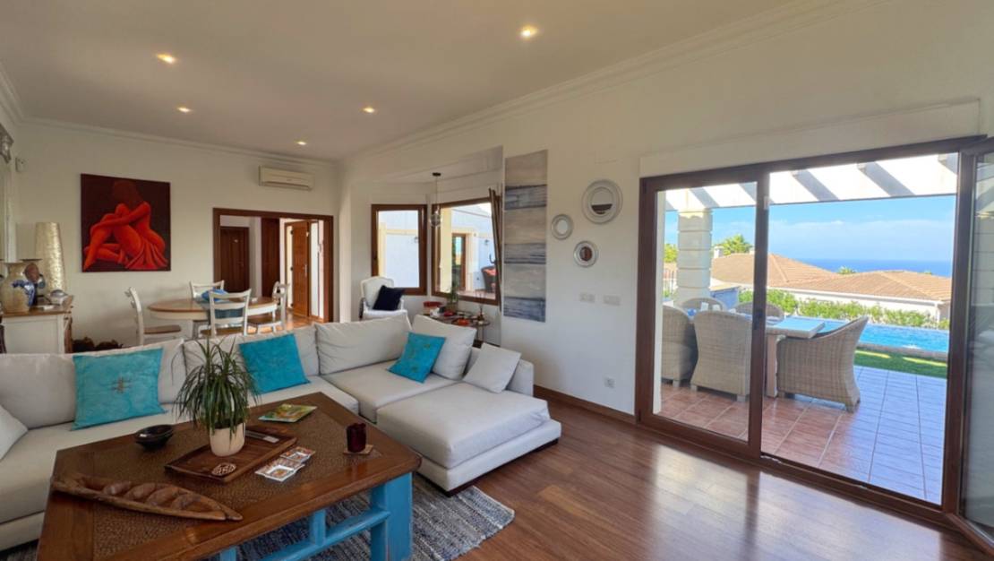 Sale - Villa - Denia - Denia Centro