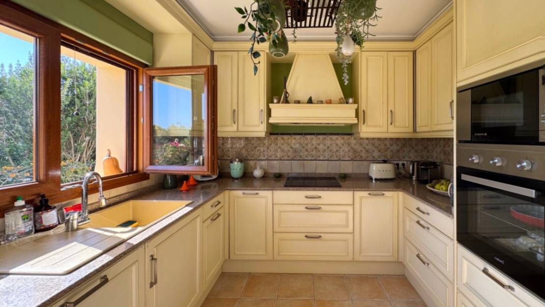 Sale - Villa - Denia - Denia Centro