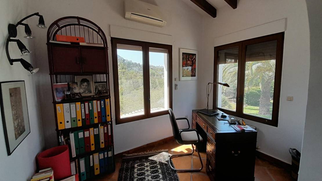 Sale - Villa - Denia - Denia Centro