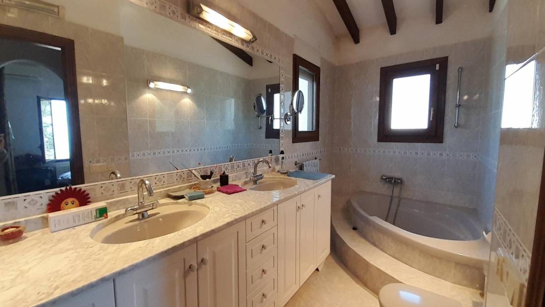 Sale - Villa - Denia - Denia Centro