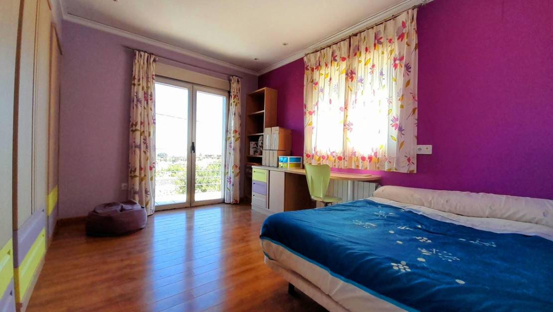 Sale - Villa - Denia - Denia Centro