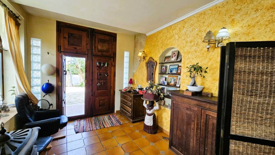 Sale - Villa - Denia - Denia Centro