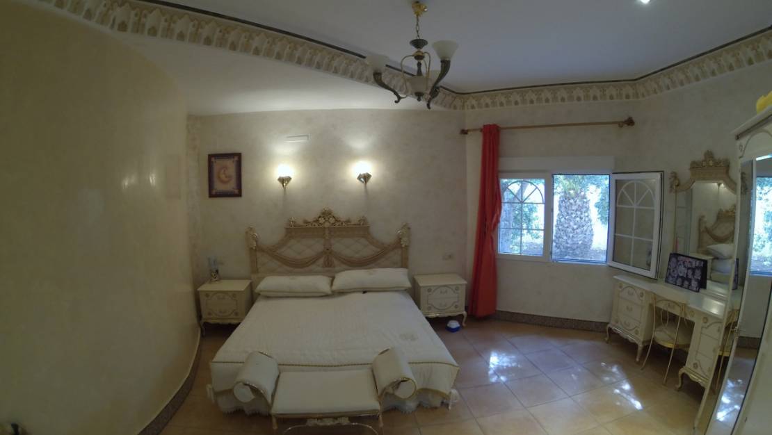 Sale - Villa - Denia - Denia Centro