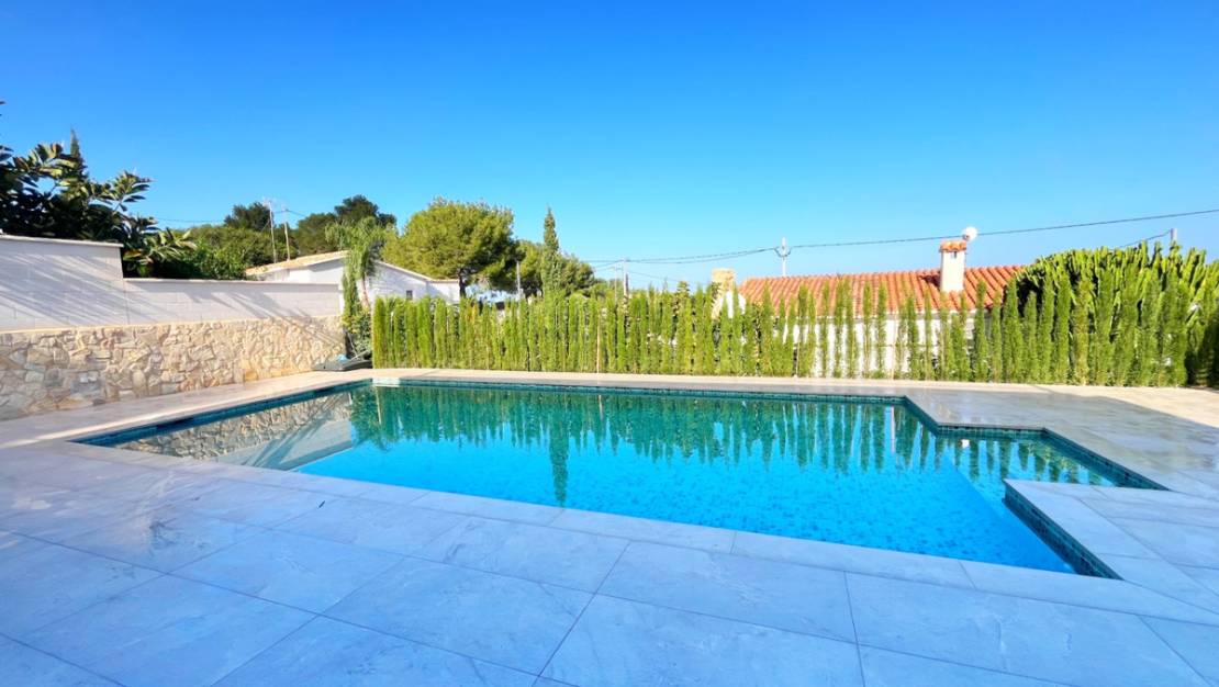 Sale - Villa - Denia - Denia Centro