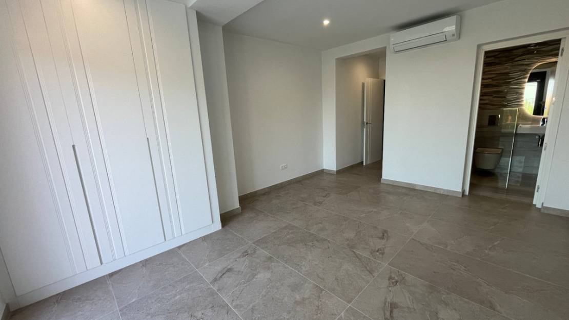 Sale - Villa - Denia - Denia Centro