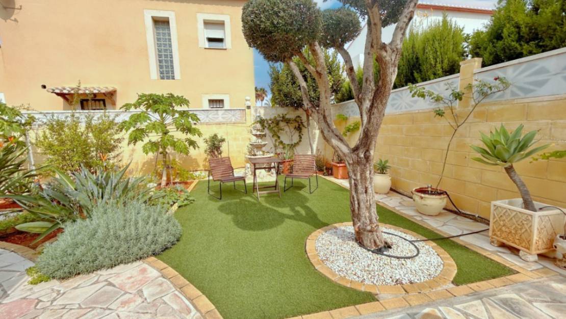 Sale - Villa - Denia - Denia Centro