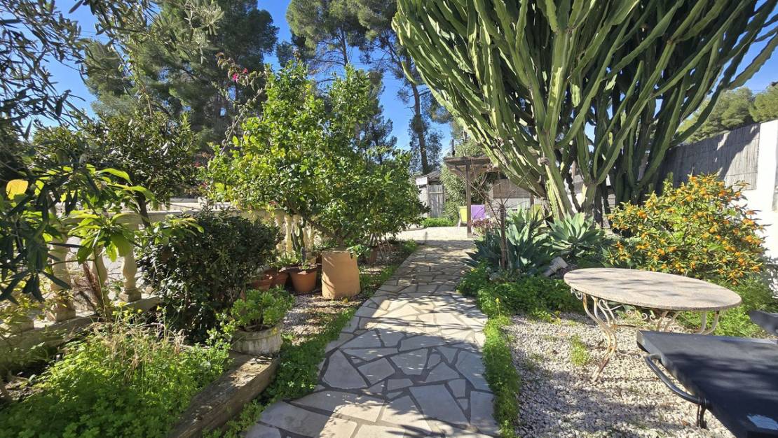 Sale - Villa - Denia - Denia Centro