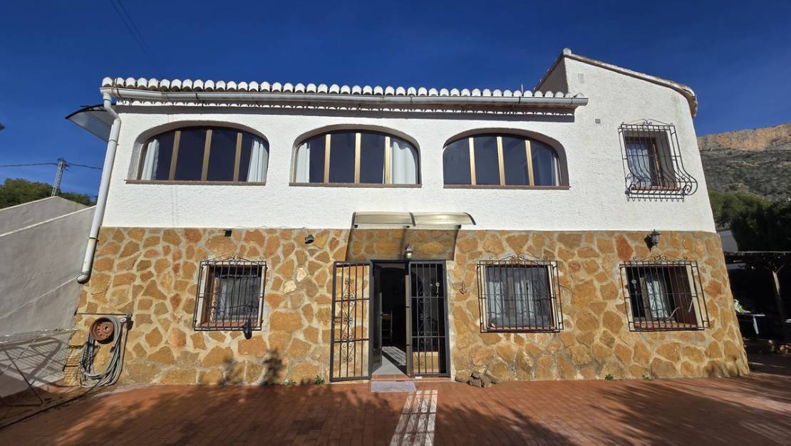 Sale - Villa - Denia - Denia Centro