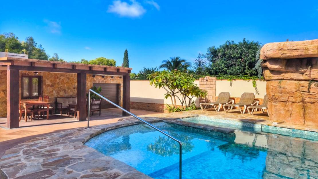 Sale - Villa - Denia - Denia Centro