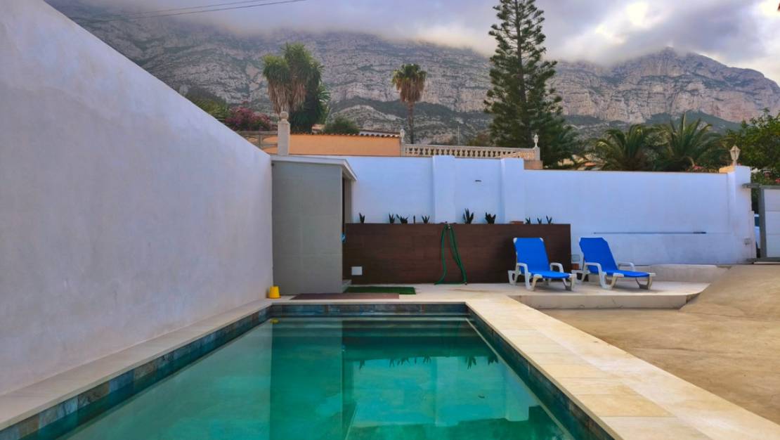 Sale - Villa - Denia - Denia Centro