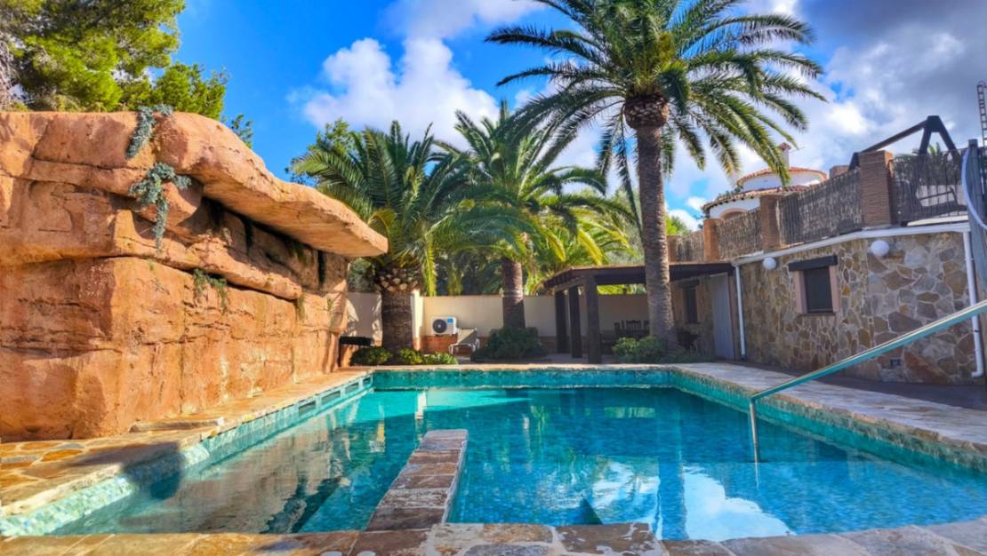 Sale - Villa - Denia - Denia Centro